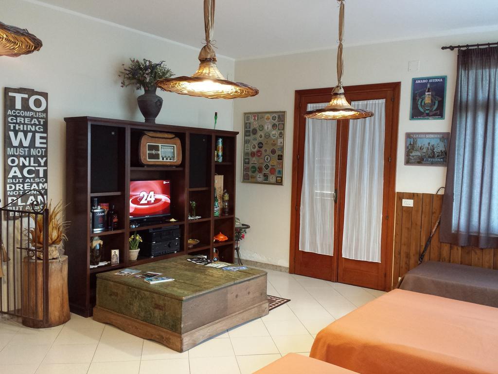 Etna Sweet Home Santa Venerina Δωμάτιο φωτογραφία