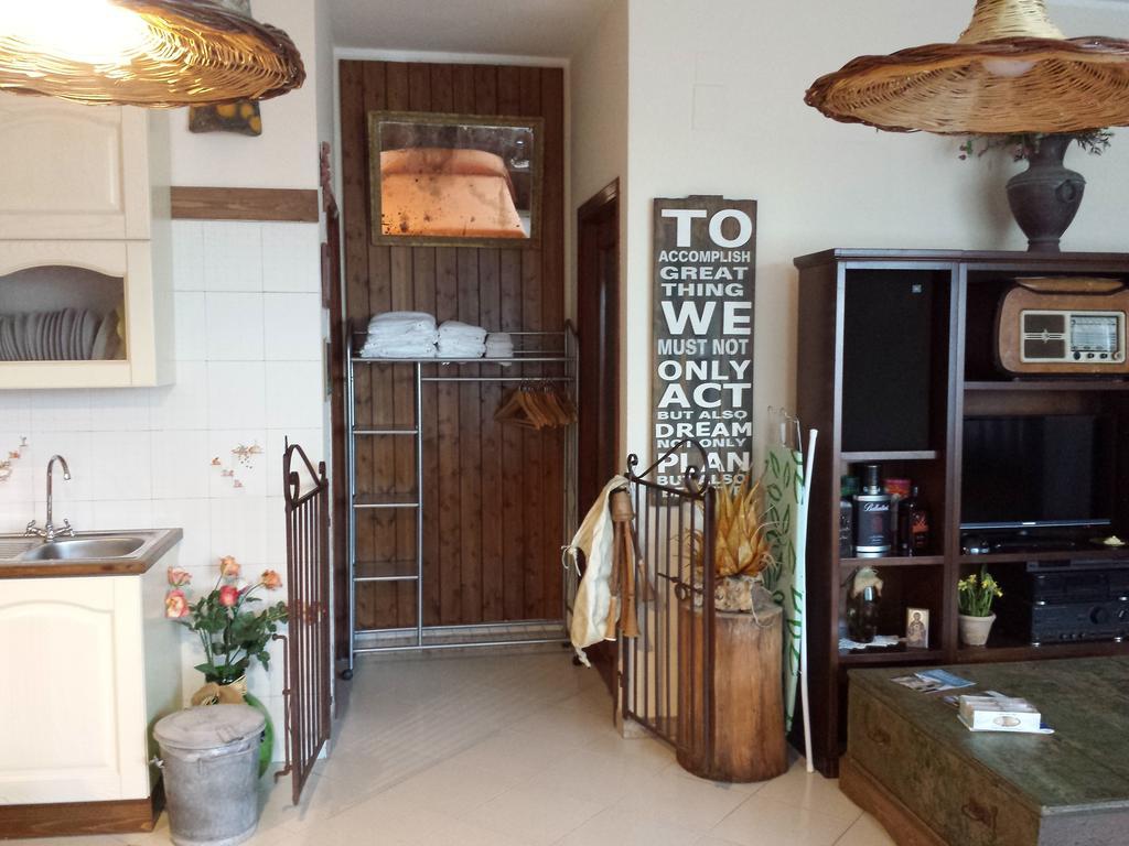 Etna Sweet Home Santa Venerina Δωμάτιο φωτογραφία